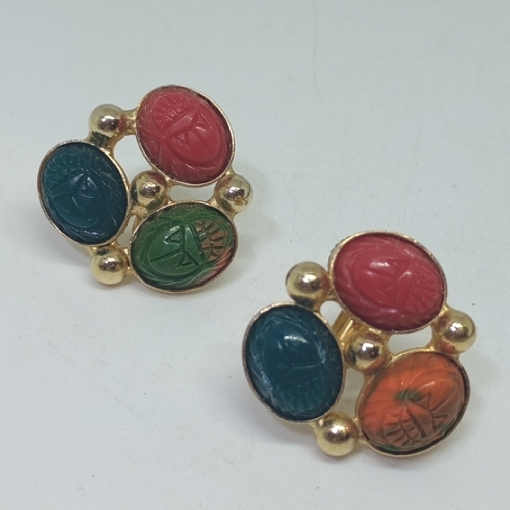 * vintage Egyptian Renaissance scarab screw back earrings